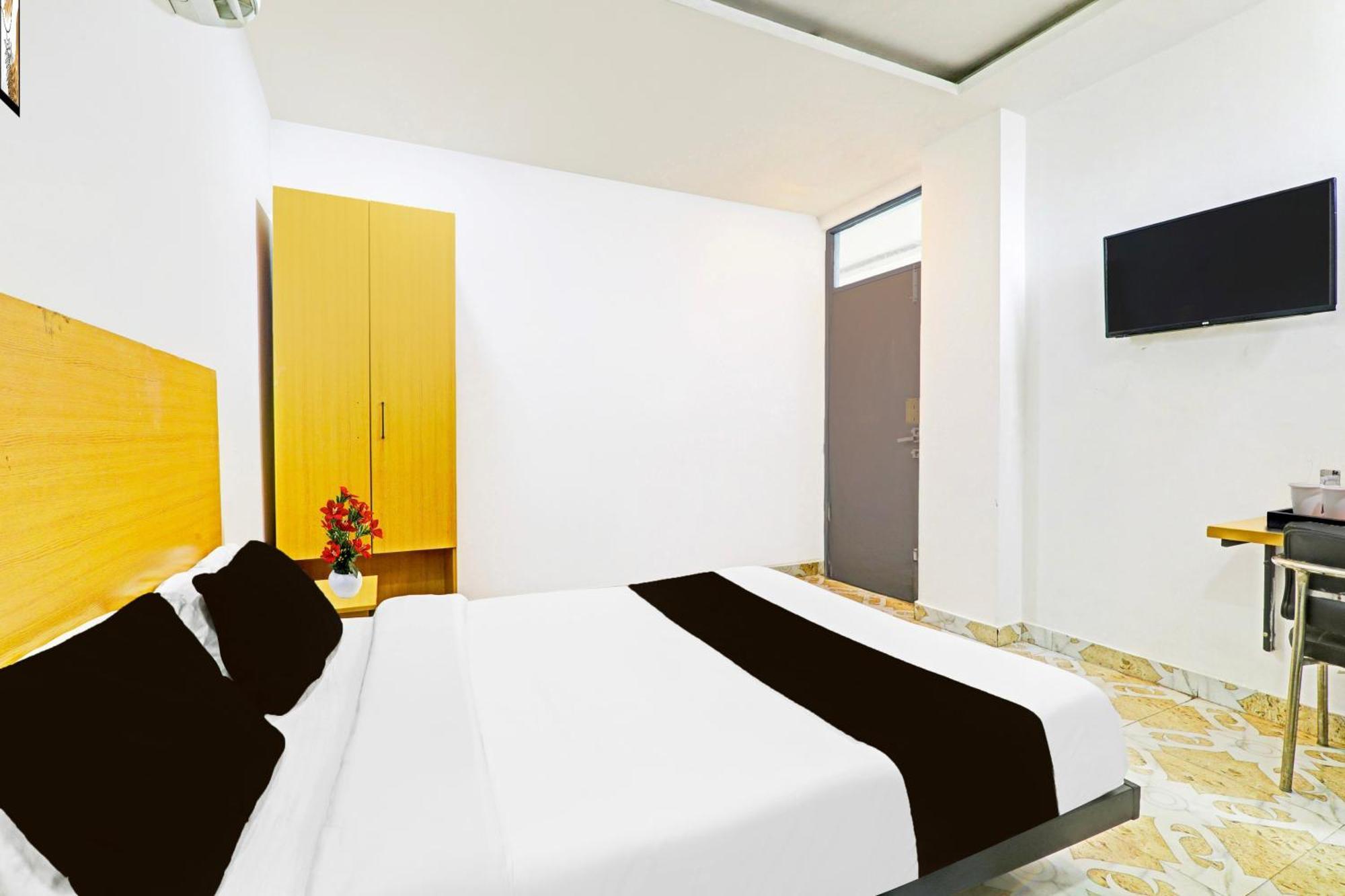 Super Hotel O Jankipuram Near Sahara State Formerly Basera Homes Hasanganj Exterior photo